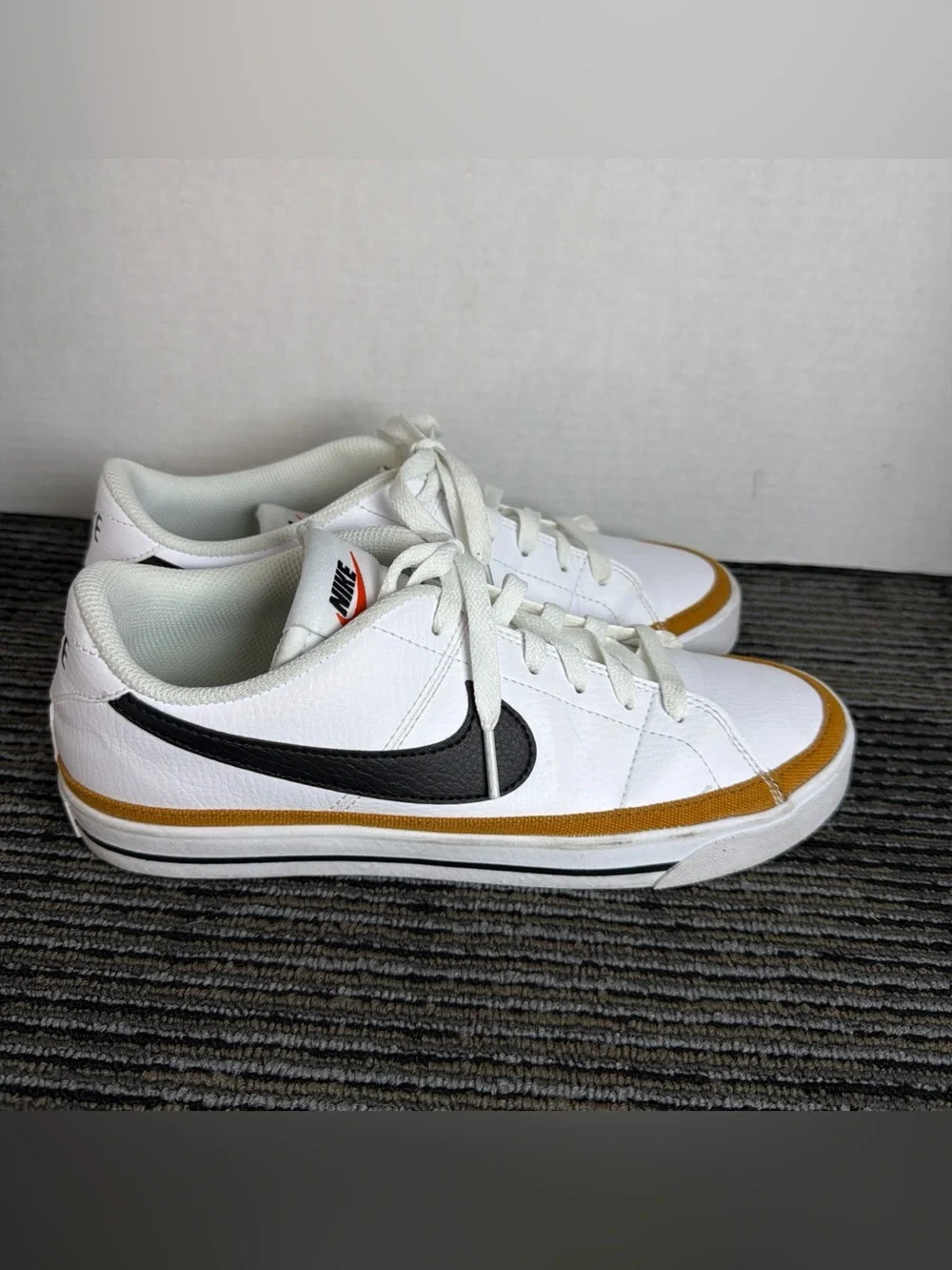 Nike Court Legacy Next Nature Womens Size 7.5 White Black Athletic Shoes Sneaker